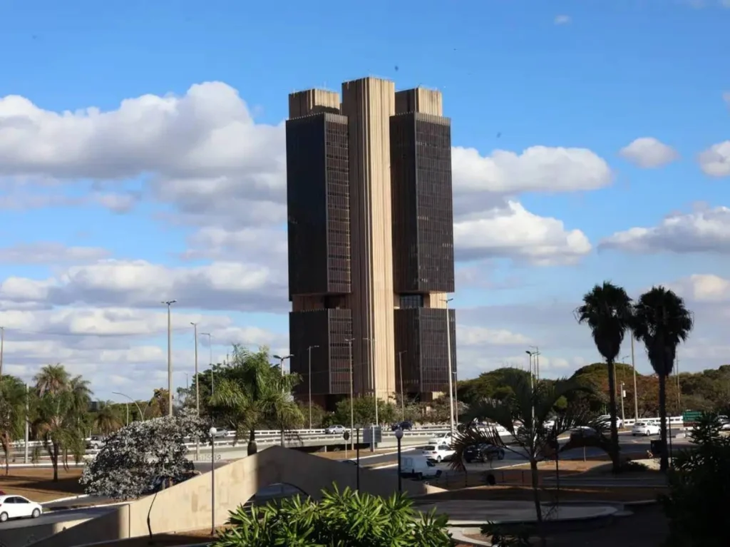 Boletim Focus: inflação esperada em 2025 recua pela quarta semana seguida