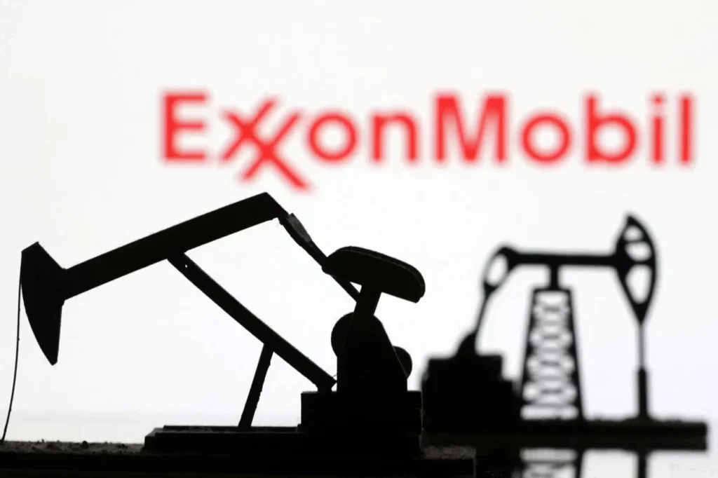 Exxon negocia compra de participação da Lukoil no Iraque Exxon negocia compra de participação da Lukoil no Iraque
