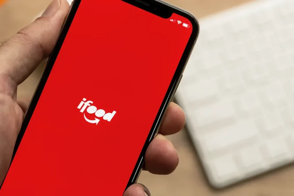 iFood busca expansão em vales-refeição com aquisição da Ticket ou Alelo iFood busca expansão em vales-refeição com aquisição da Ticket ou Alelo