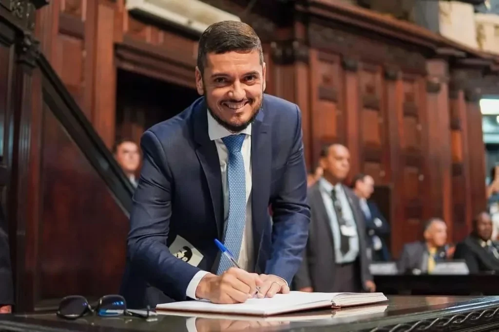 Moraes manda soltar Bacellar com tornozeleira e afastamento da presidência da Alerj