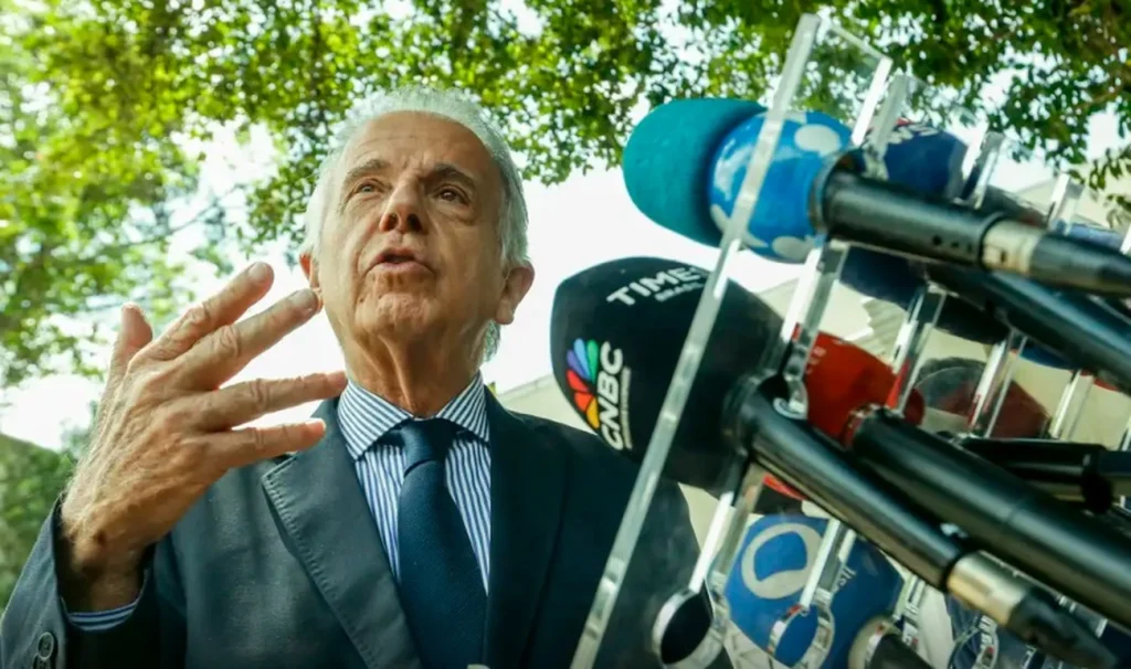 Lula e Mauro Vieira garantem tranquilidade na fronteira Brasil-Venezuela, após breve fechamento