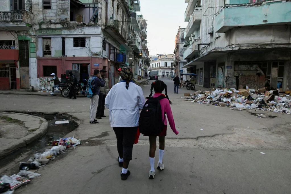 Cuba em crise total: combustível seca e insuficiência generalizada de recursos Cuba em crise total: combustível seca e insuficiência generalizada de recursos